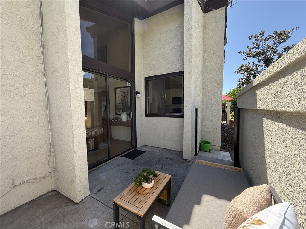 451 Corte Rojo Property Photo 24