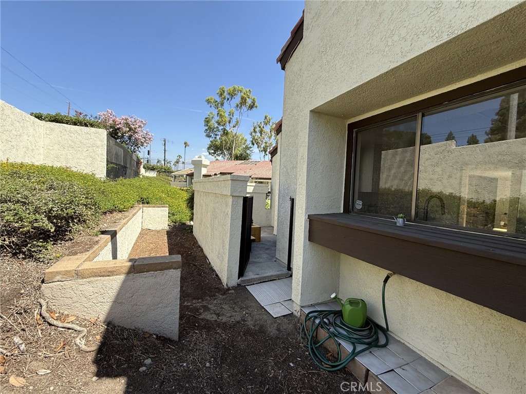 451 Corte Rojo Property Photo 25