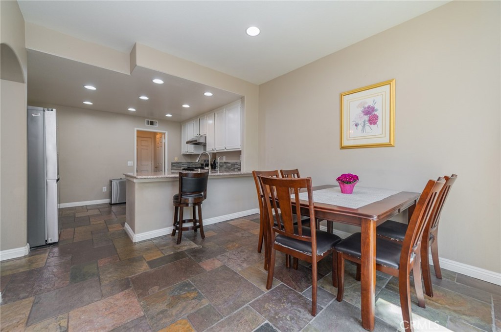14730 Burgundy Property Photo 15