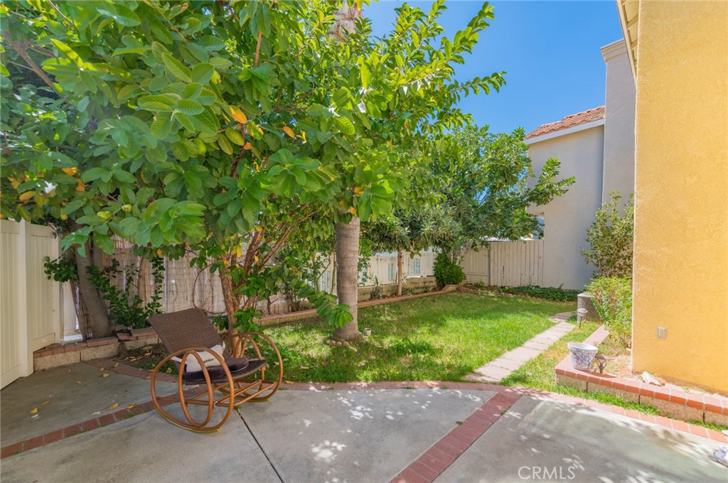 14730 Burgundy Property Photo 29