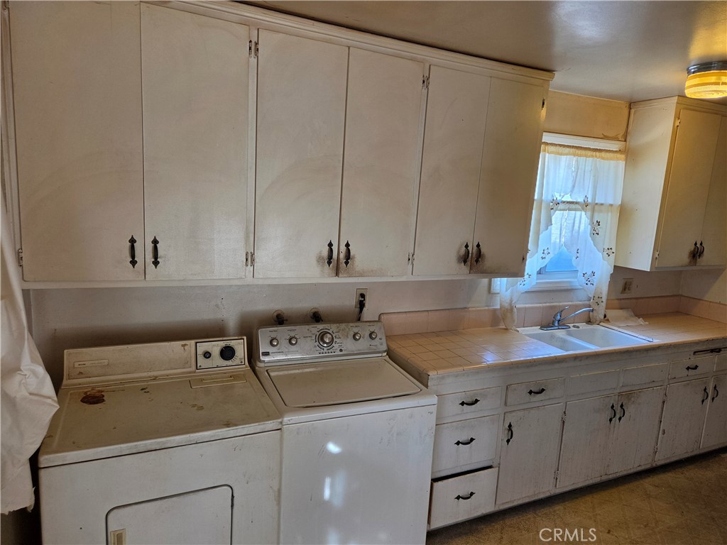5901 Paramount Drive Property Photo 6