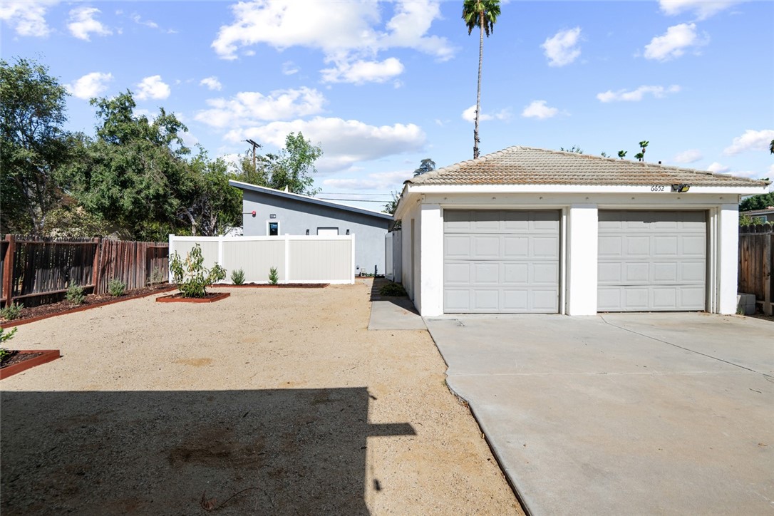 6652 Palm Avenue Property Photo 2