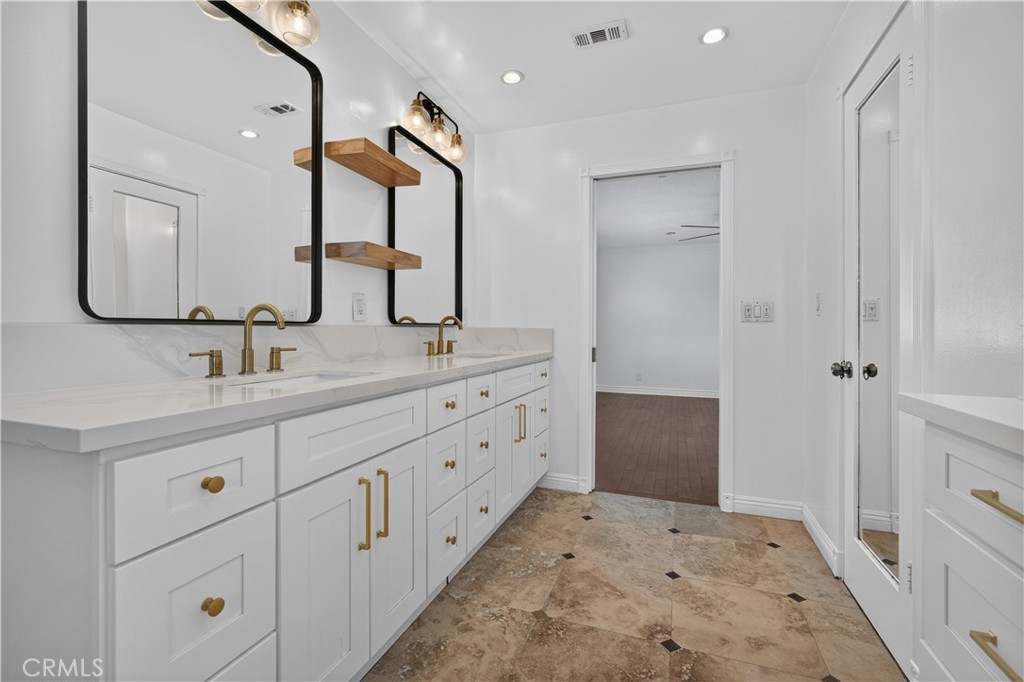 1836 Blazing Star Drive Property Photo 35