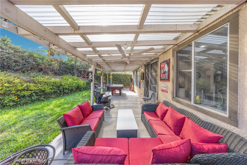 11522 Fallingstar Court Property Photo 4