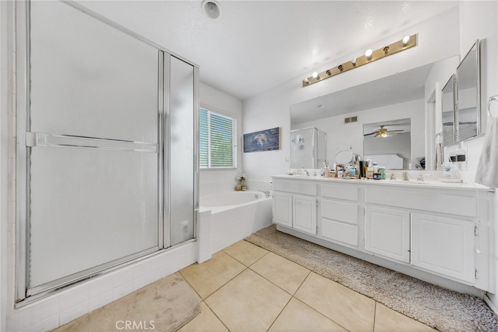 11522 Fallingstar Court Property Photo 37