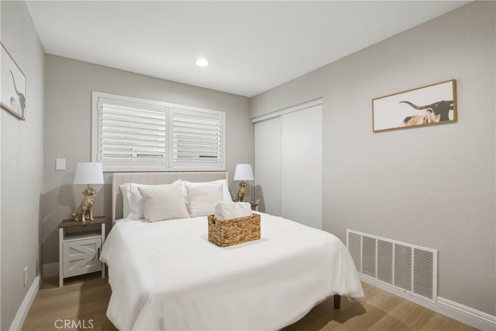 10227 Northridge Property Photo 17