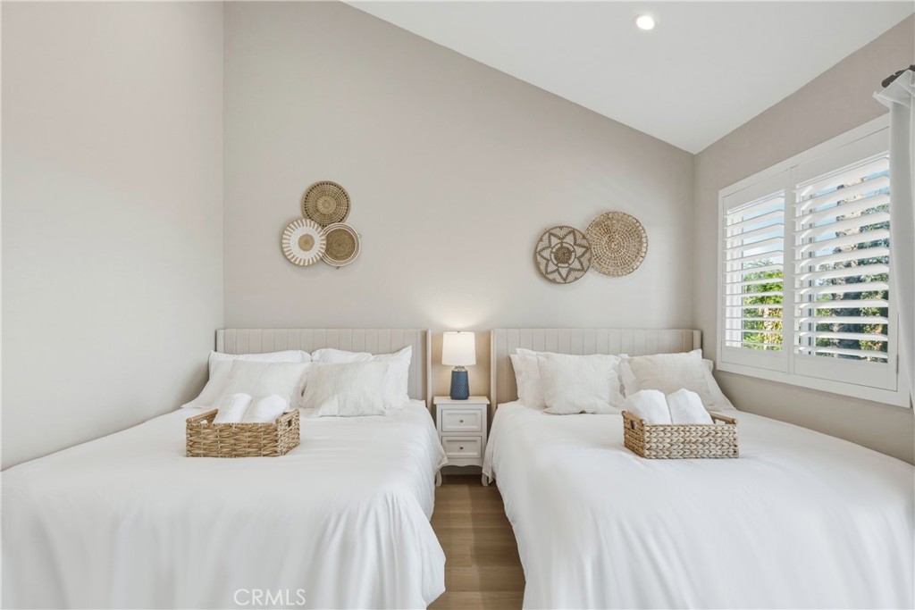 10227 Northridge Property Photo 21