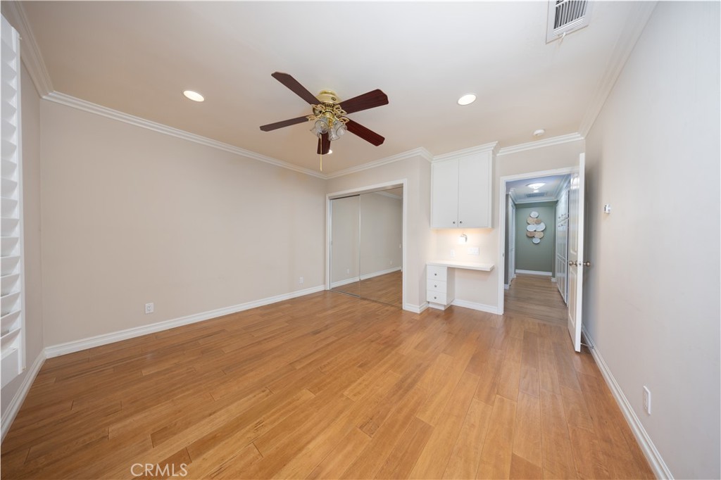 430 W Winnie Way Property Photo 24