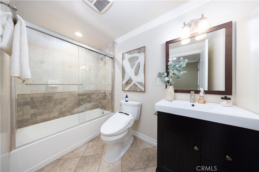 430 W Winnie Way Property Photo 28