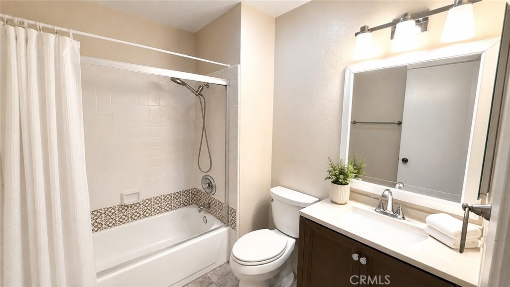 25717 Sycamore Pointe Property Photo 9