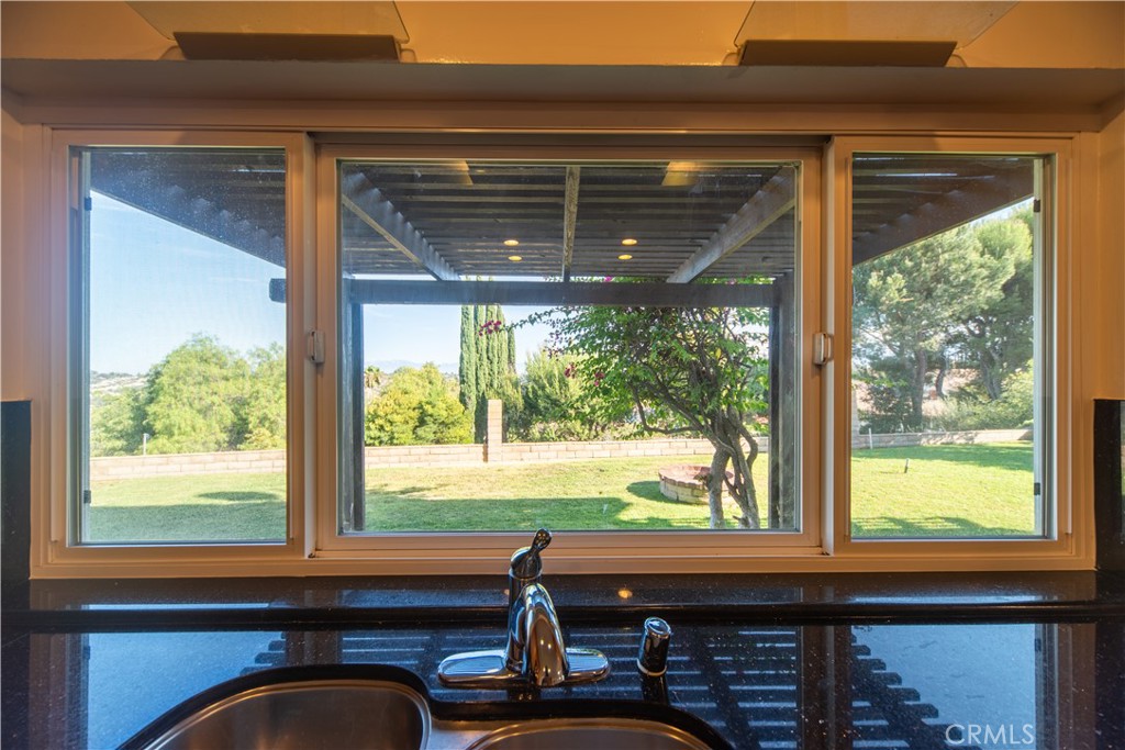21515 Chirping Sparrow Property Photo 8