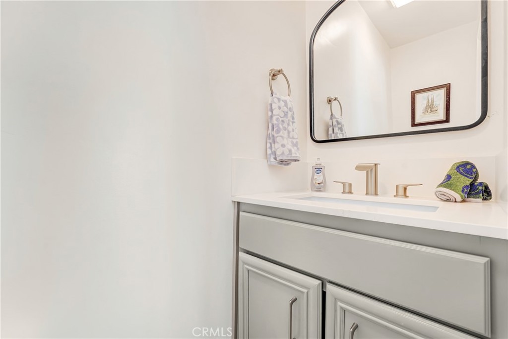 1417 Camelia Property Photo 14