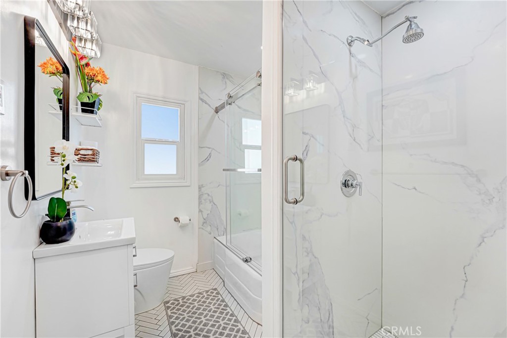 1417 Camelia Property Photo 16