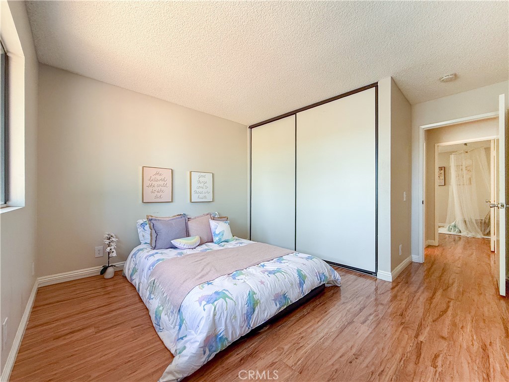 1034 E Romney Drive Property Photo 29