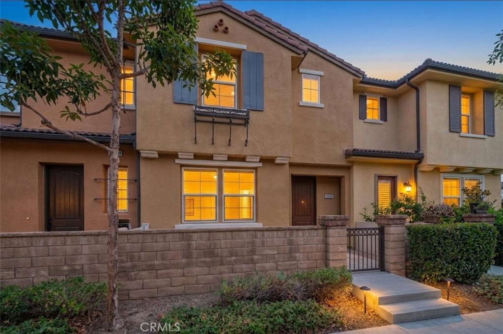 3002 E Via Fiano Property Photo 1