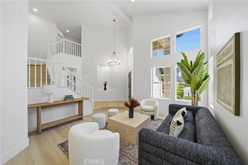 9 Via Rosado Property Photo 5