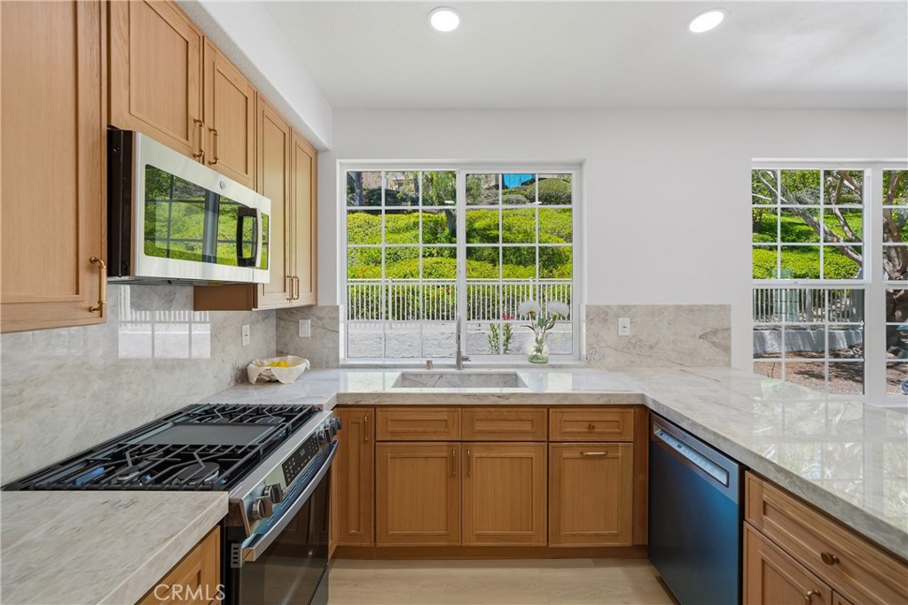 9 Via Rosado Property Photo 17