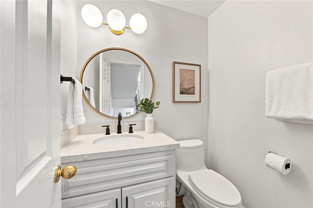 400 Richmond 2 Property Photo 14