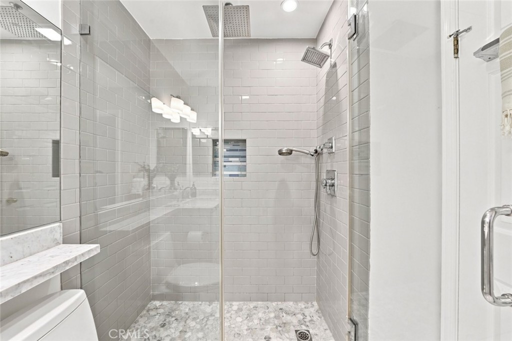 400 Richmond 2 Property Photo 19
