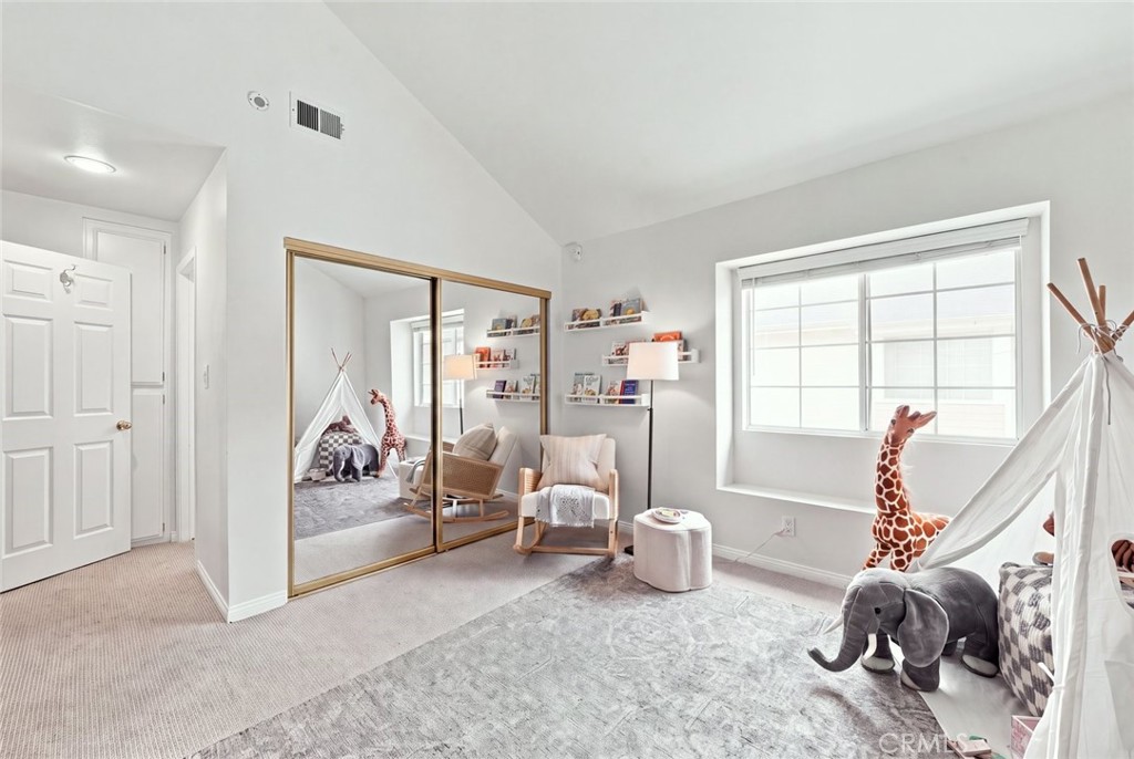 400 Richmond 2 Property Photo 21