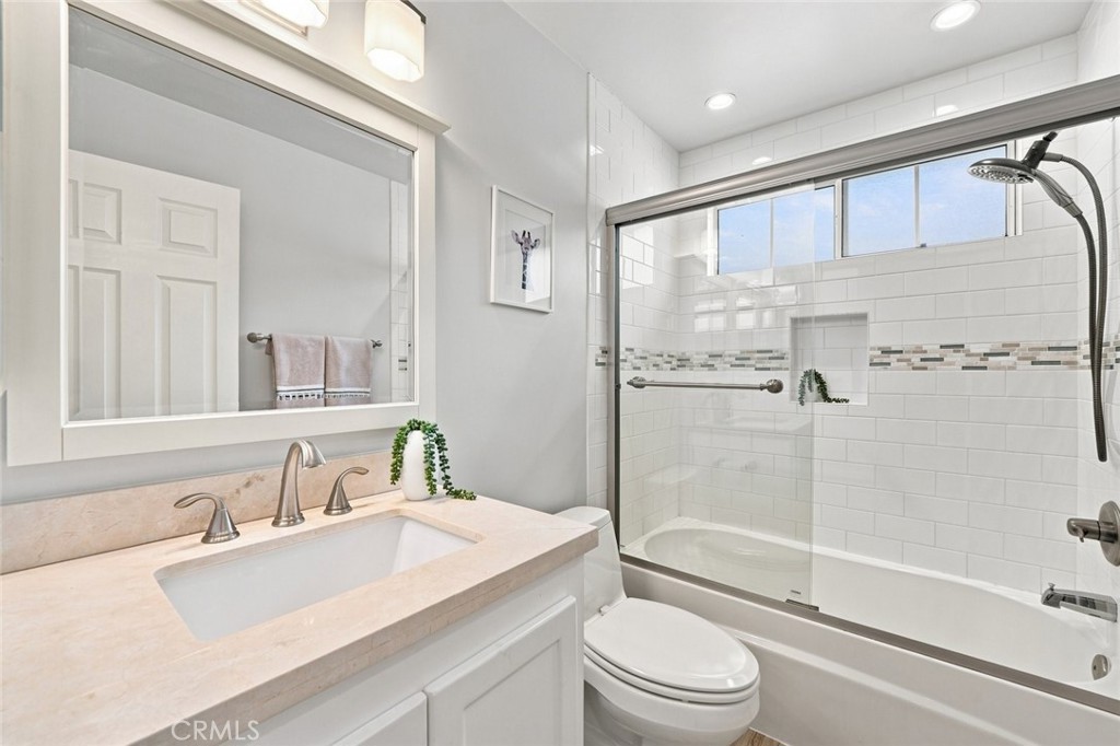 400 Richmond 2 Property Photo 22