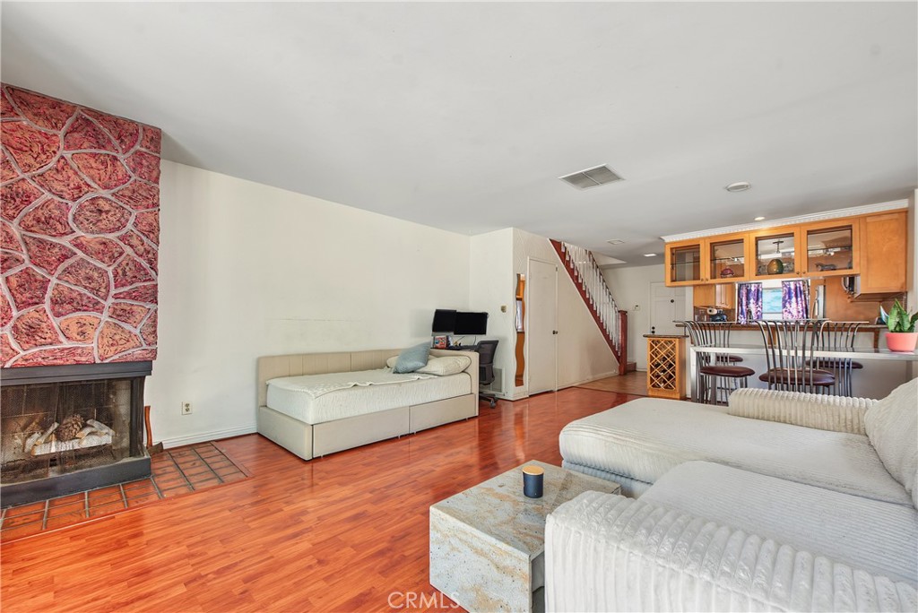 4140 Workman Mill Road 204 Property Photo 17
