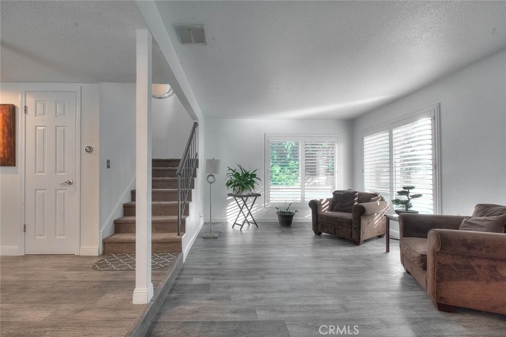24126 Silver Spray Property Photo 8