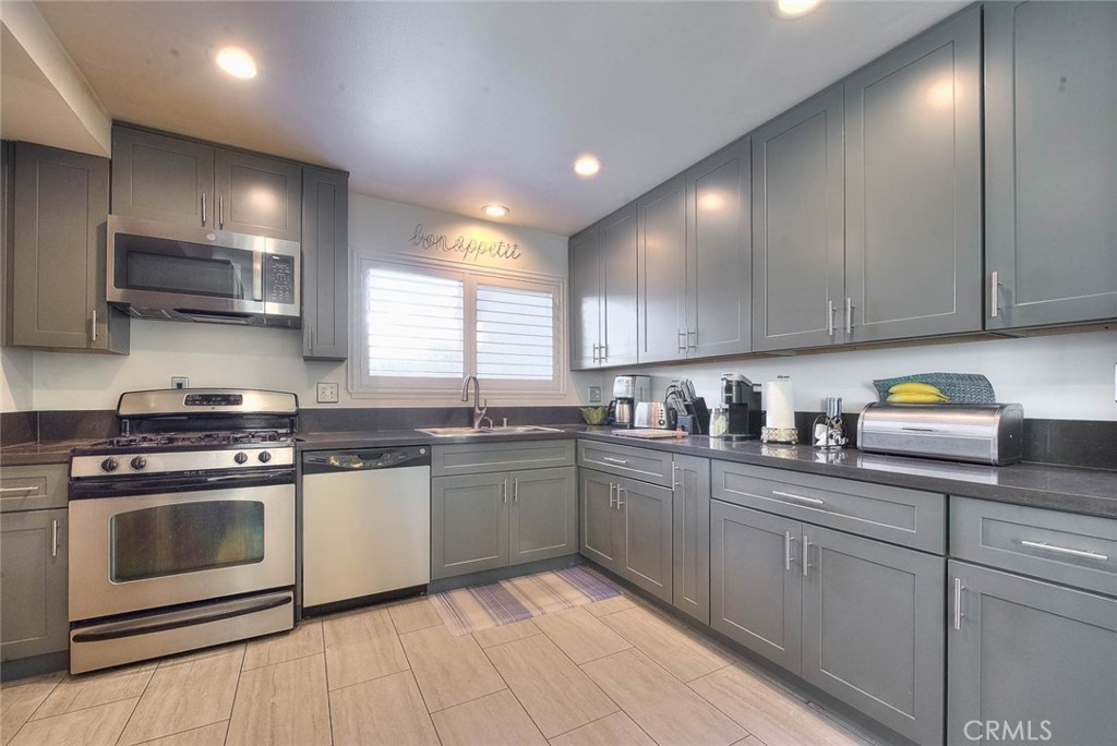 24126 Silver Spray Property Photo 16