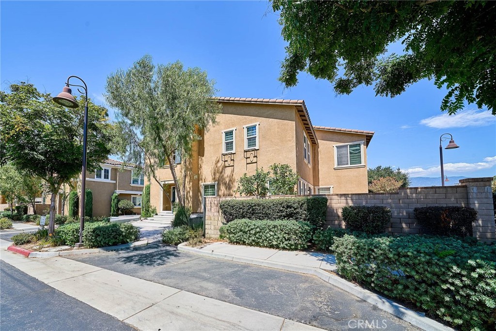 3051 E Via Corvina Property Photo 2