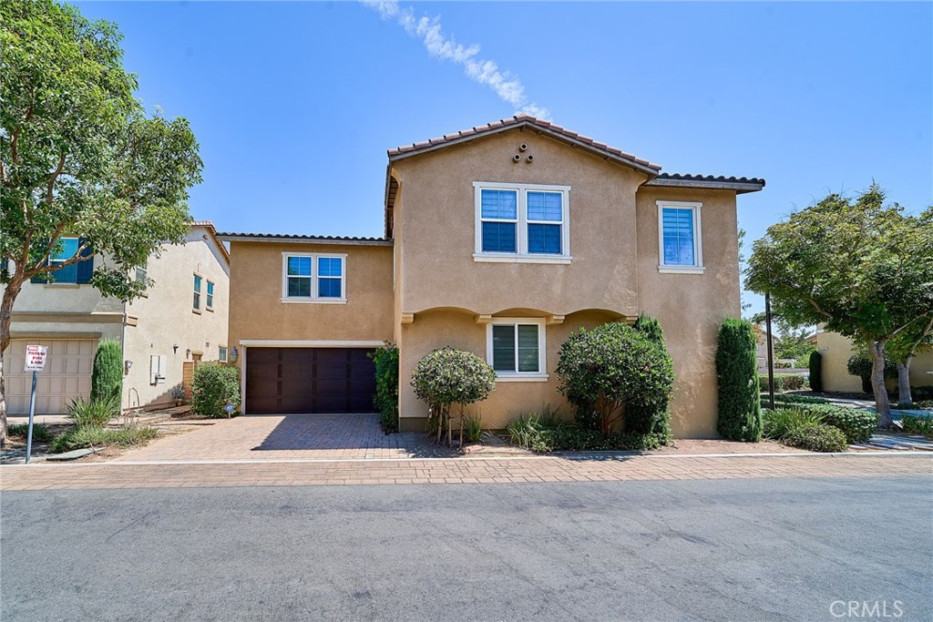 3051 E Via Corvina Property Photo 4