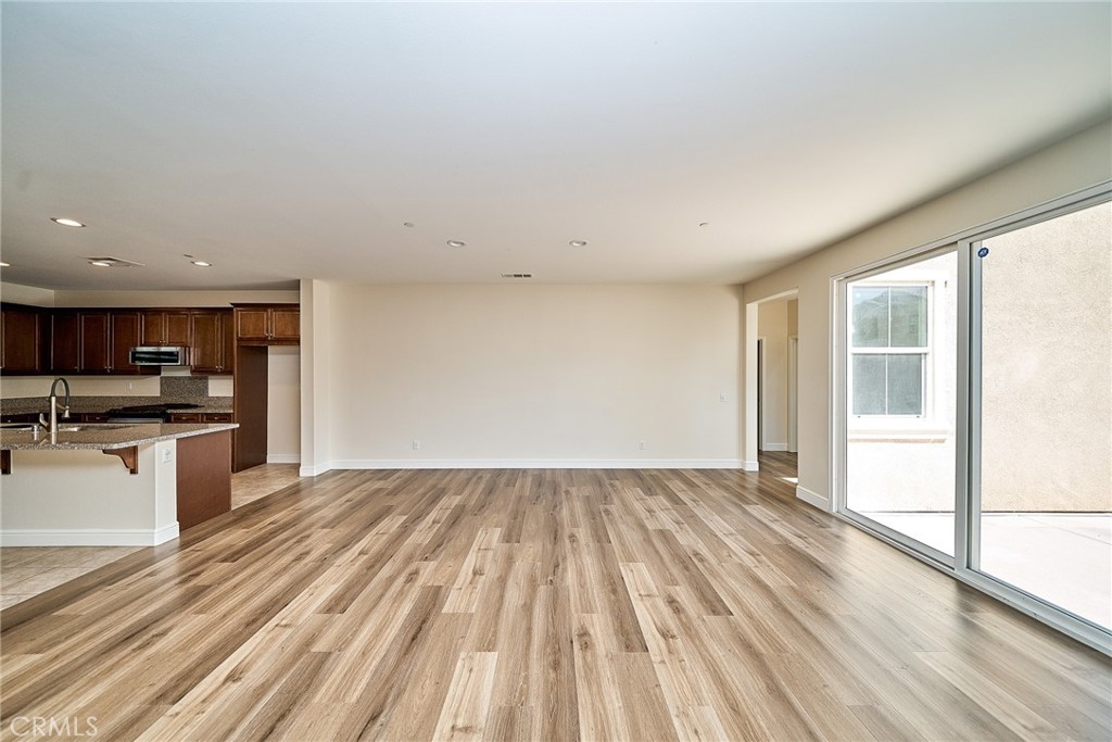3051 E Via Corvina Property Photo 8