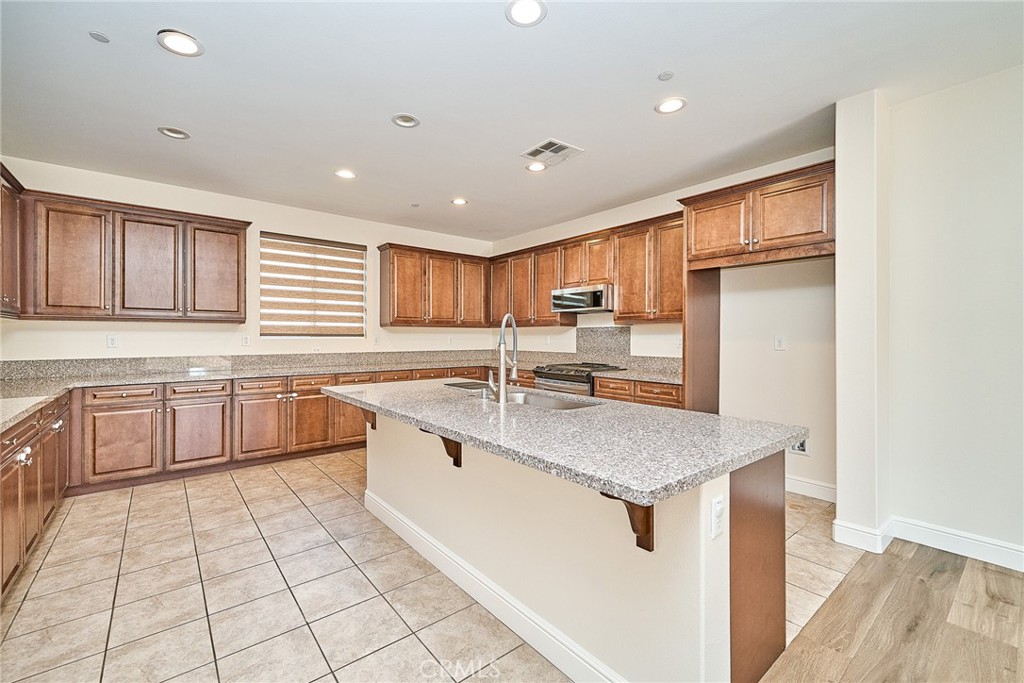 3051 E Via Corvina Property Photo 10