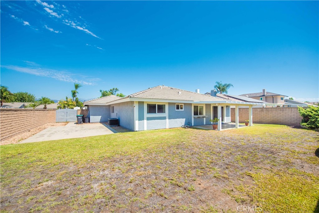 1480 Stonehenge Property Photo 4