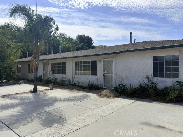 9910 Juniper Property Photo 3