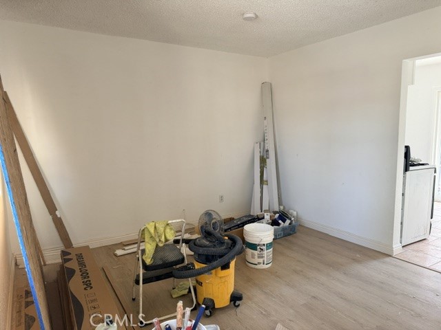 9910 Juniper Property Photo 9