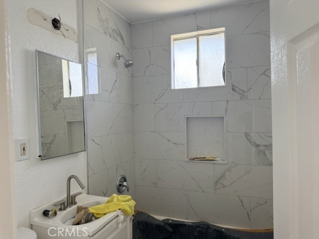 9910 Juniper Property Photo 12