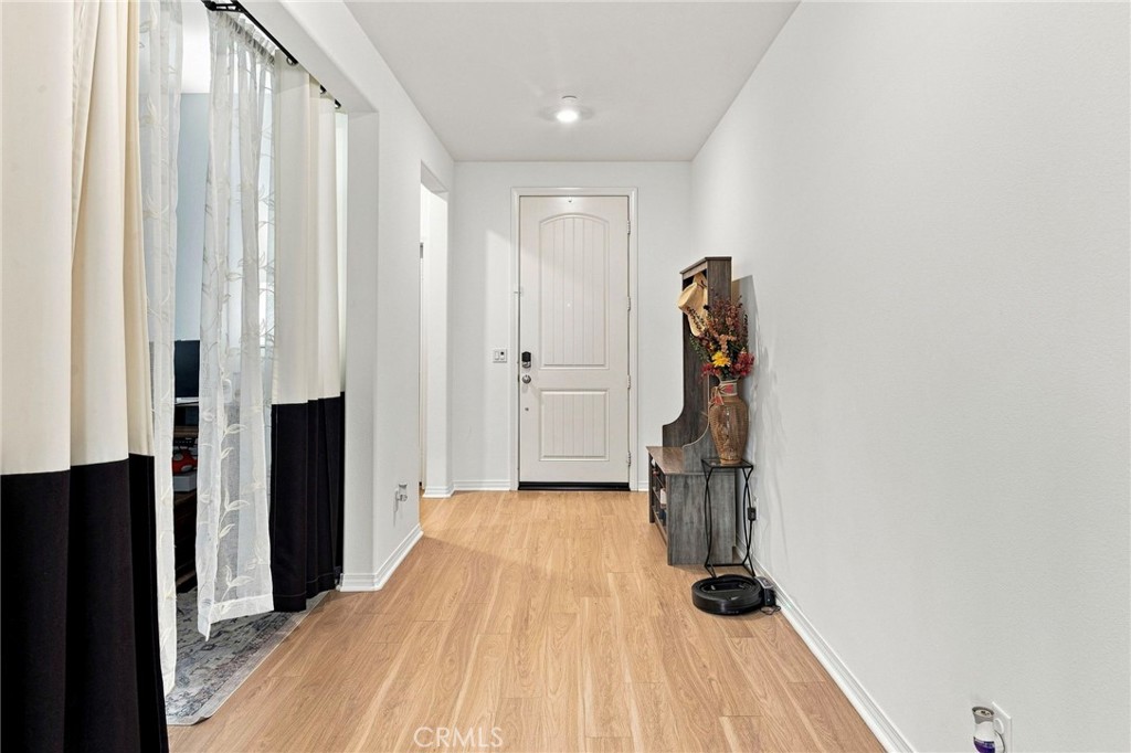 5355 Delaney Way Property Photo 3
