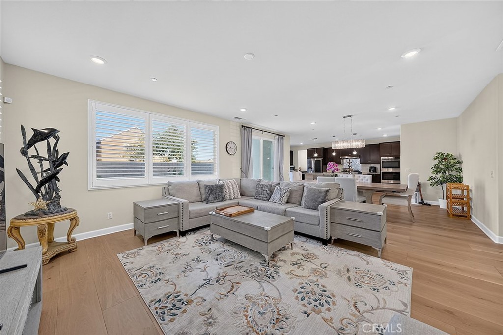 4060 S Bowery Property Photo 4