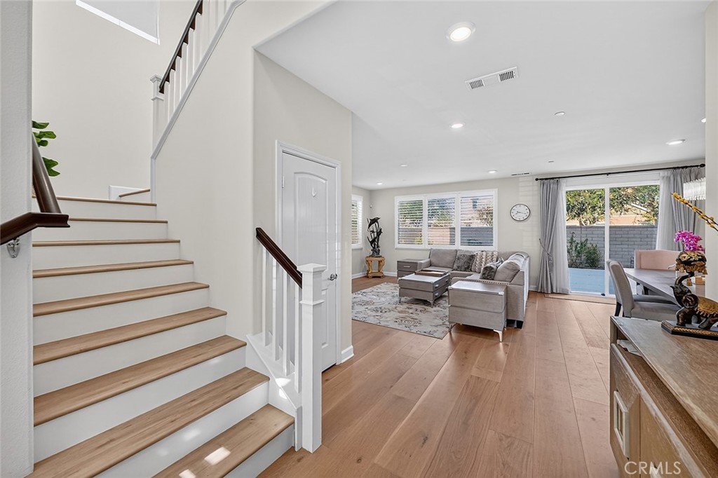 4060 S Bowery Property Photo 6