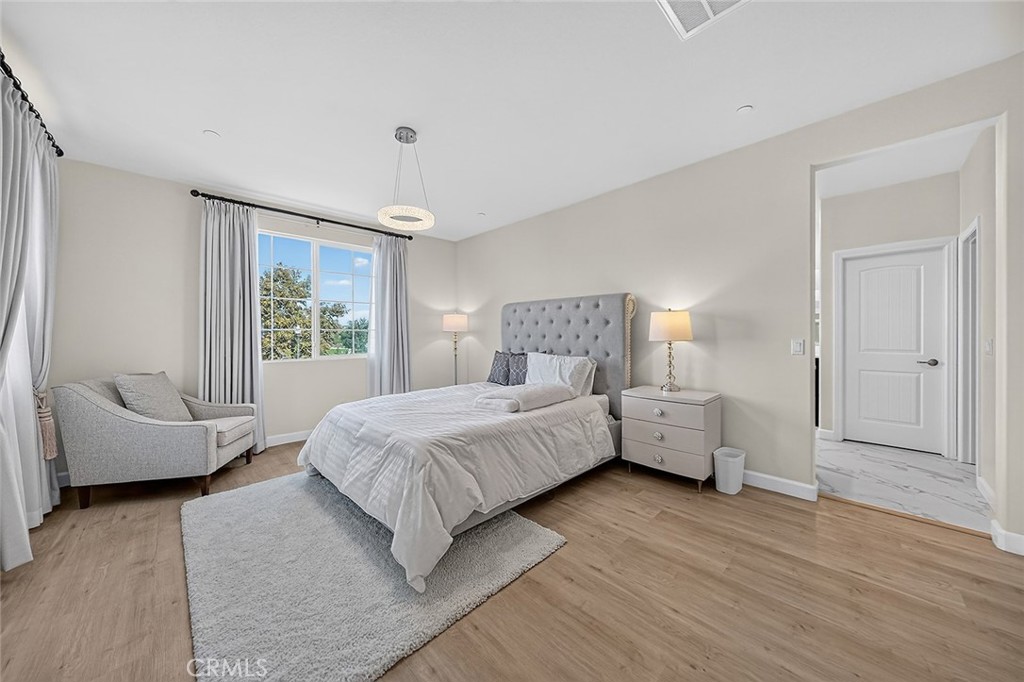 4060 S Bowery Property Photo 16