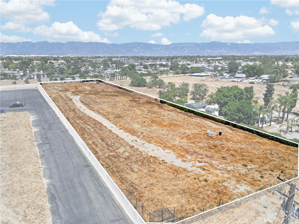 18100 Arrow Blvd Property Photo 1