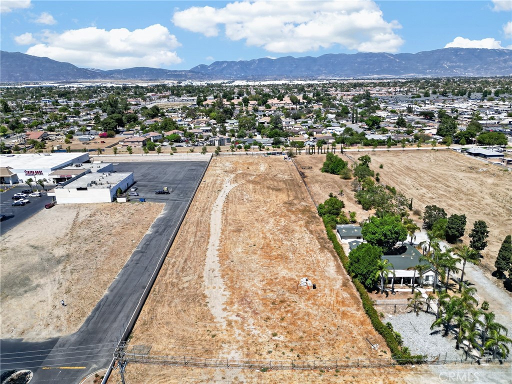 18100 Arrow Blvd Property Photo 1