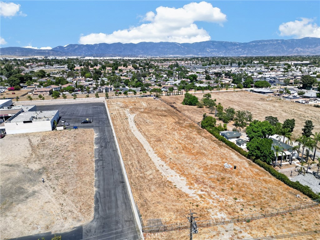 18100 Arrow Blvd Property Photo 3