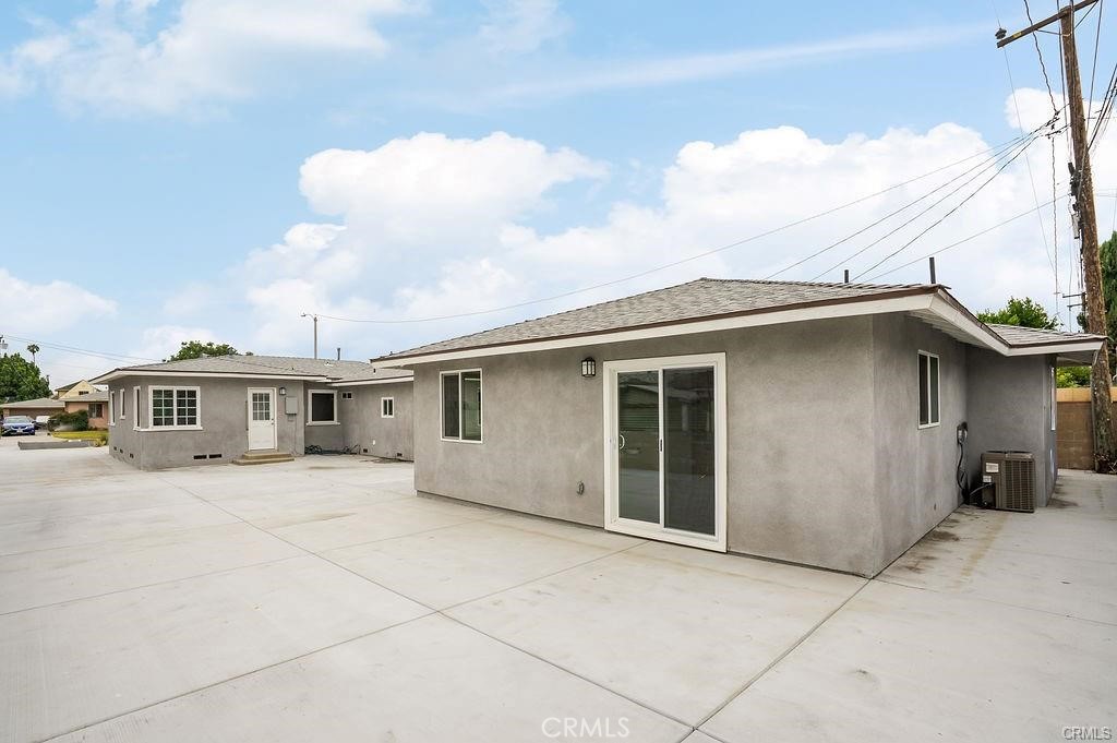 11585 Embree Drive Property Photo 2