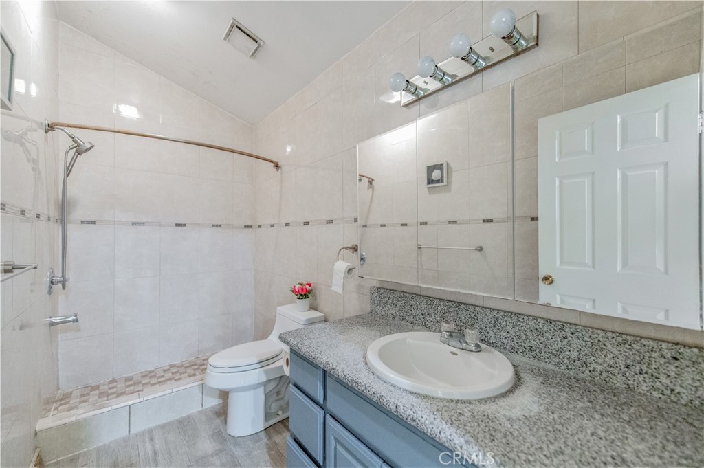 3790 Oakhurst Street Property Photo 18