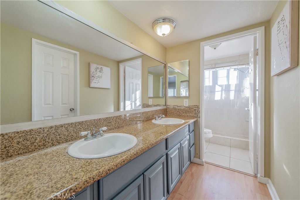3790 Oakhurst Street Property Photo 21