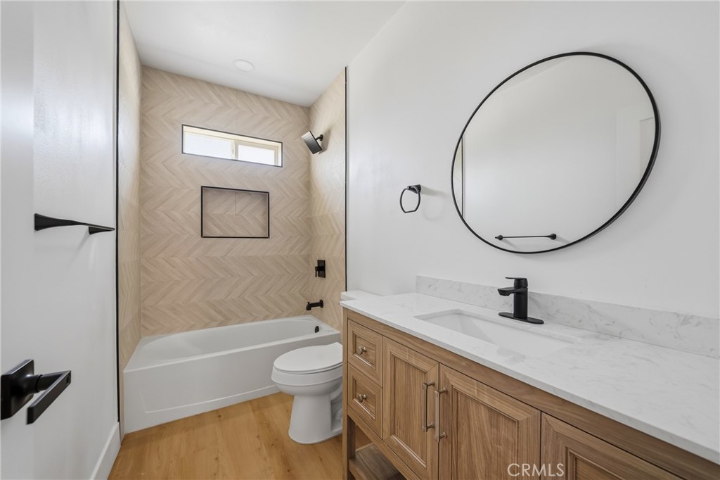 12940 4th Property Photo 25