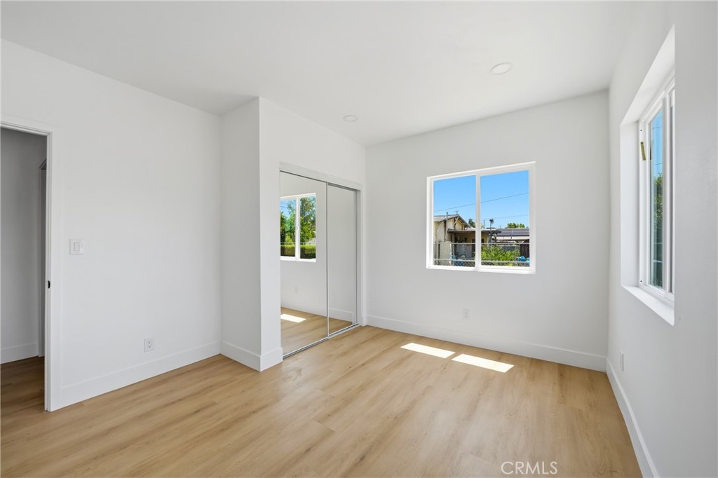 12940 4th Property Photo 27