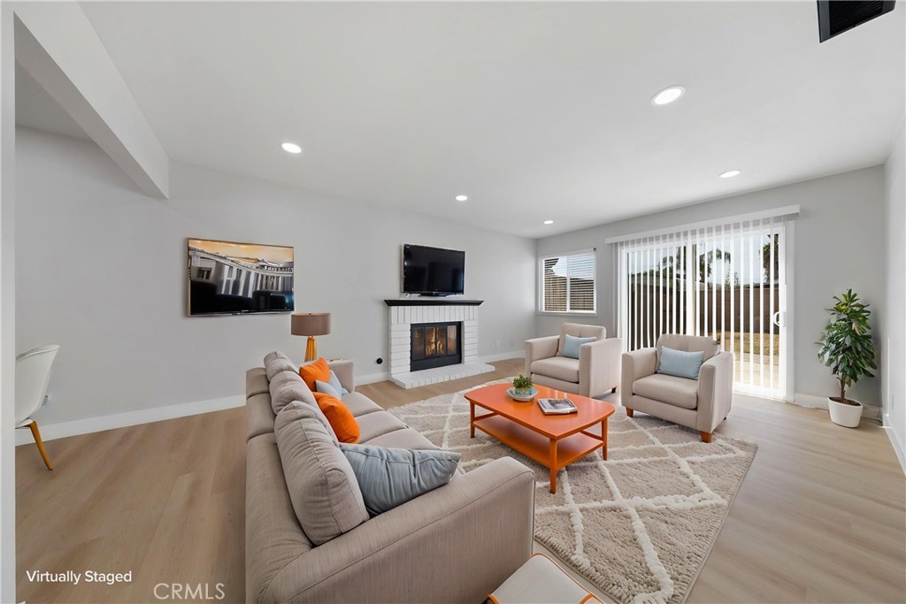 811 Don Drive Property Photo 2