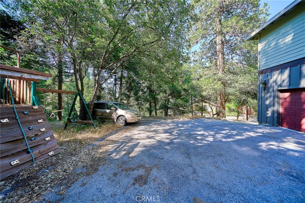 23891 Lakeview Property Photo 6